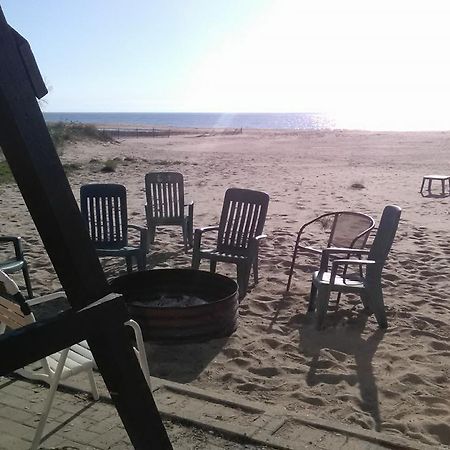 Oscoda Lakeside Hotel Exterior photo